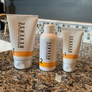 Rodan + Fields Reverse Skin Lightening set
